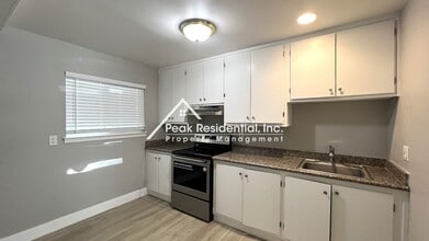 321 C St in Roseville, CA - Building Photo - Building Photo