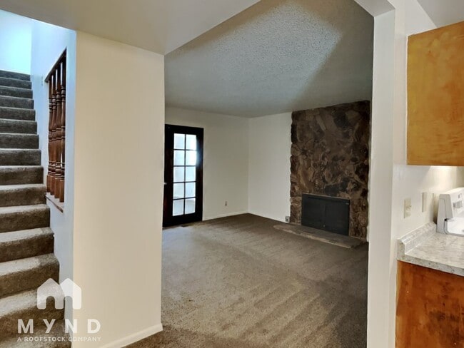 2910 Apollo Way in Reno, NV - Building Photo - Building Photo
