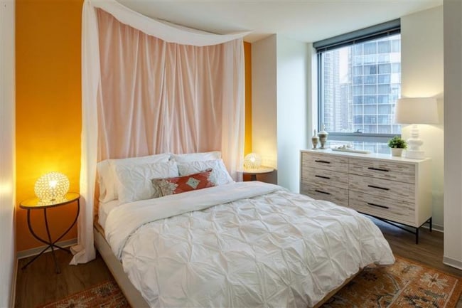 342 E North Water St in Chicago, IL - Building Photo - Building Photo