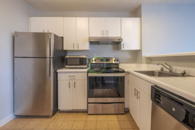 property at 454 E Ohio St