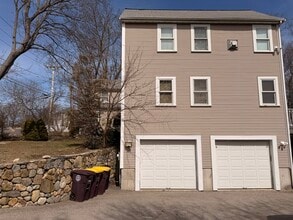 532 East St, Unit 3 in Weymouth, MA - Building Photo - Building Photo