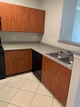 300 E South St in Orlando, FL - Building Photo - Building Photo