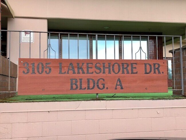 3105 Lakeshore Dr in Anchorage, AK - Building Photo - Building Photo