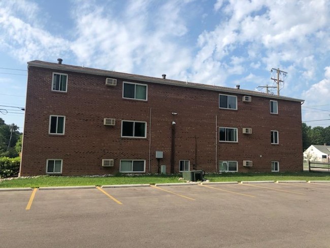 TFP Apartments Clough in Cincinnati, OH - Foto de edificio - Building Photo