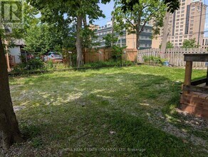 627 Wellington St in London, ON - Building Photo - Building Photo