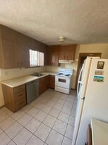 539 Commonwealth Ave, Unit 2 in Newton, MA - Building Photo