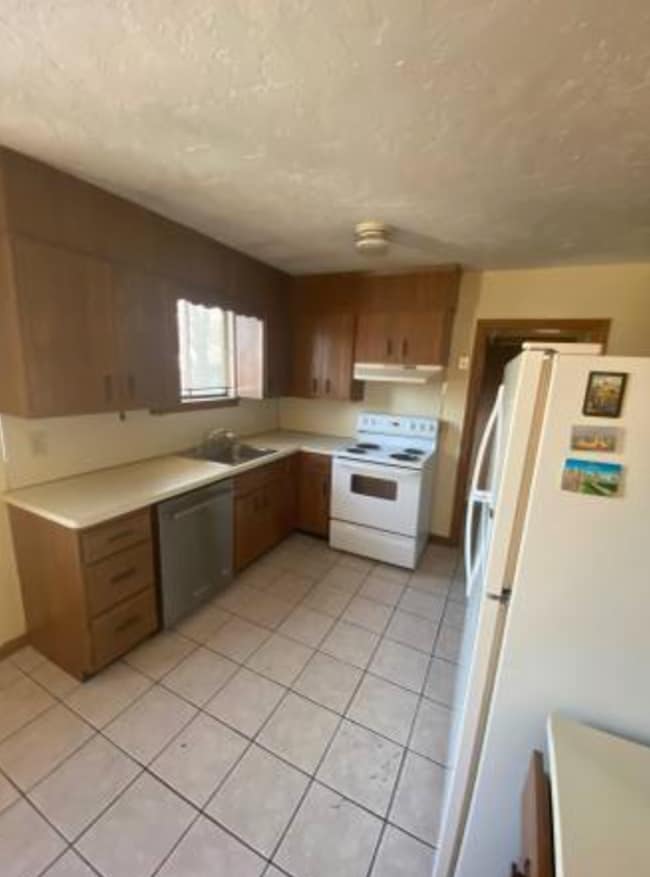 property at 539 Commonwealth Ave