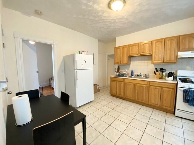 14 Elder St in Boston, MA - Building Photo - Building Photo