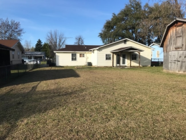 204 Meadow Ln in Vicksburg, MS - Foto de edificio - Building Photo