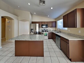 15642 N Naegel Dr in Surprise, AZ - Building Photo - Building Photo