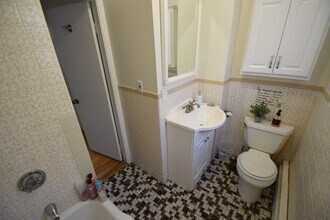 1729 Commonwealth Ave, Unit 1 in Boston, MA - Building Photo - Building Photo