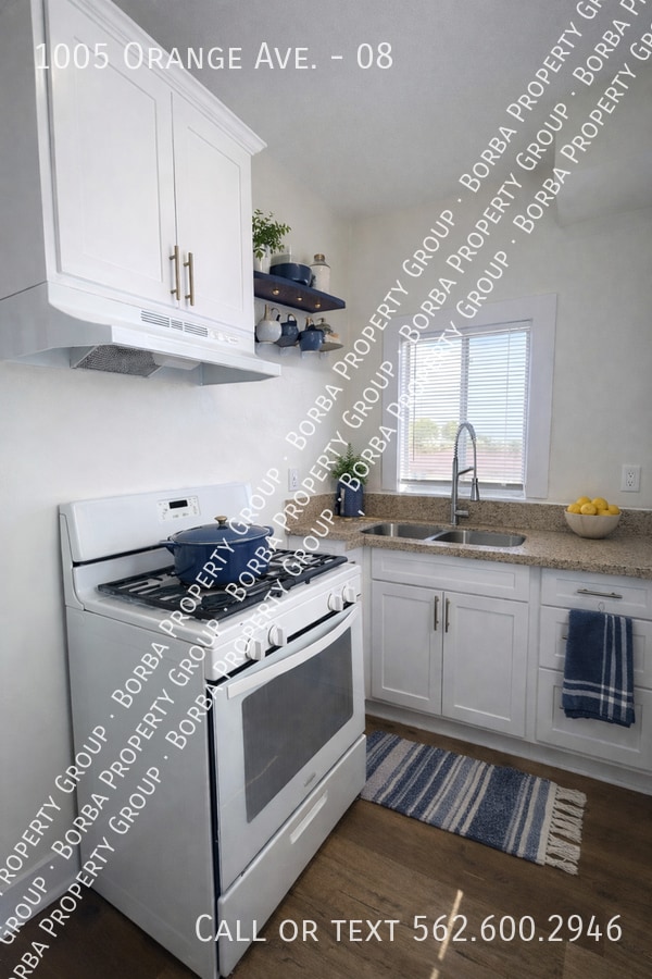 1005 Orange Ave in Long Beach, CA - Building Photo - Building Photo