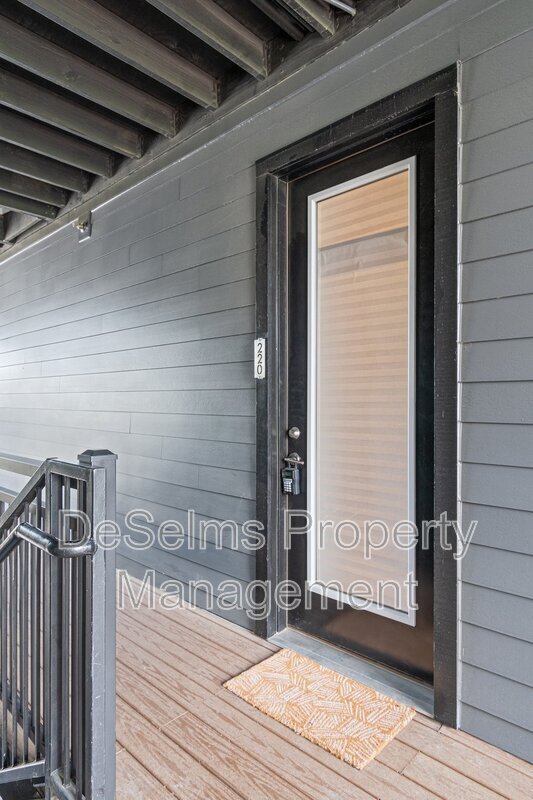600 E Trinity Ln in Nashville, TN - Building Photo - Building Photo