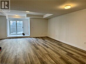 40 Palace St in Kitchener, ON - Building Photo - Building Photo