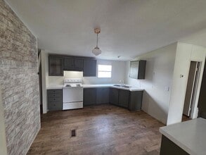 13675 Hero Way W in Leander, TX - Foto de edificio - Building Photo