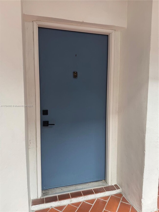 property at 9419 Fontainebleau Blvd