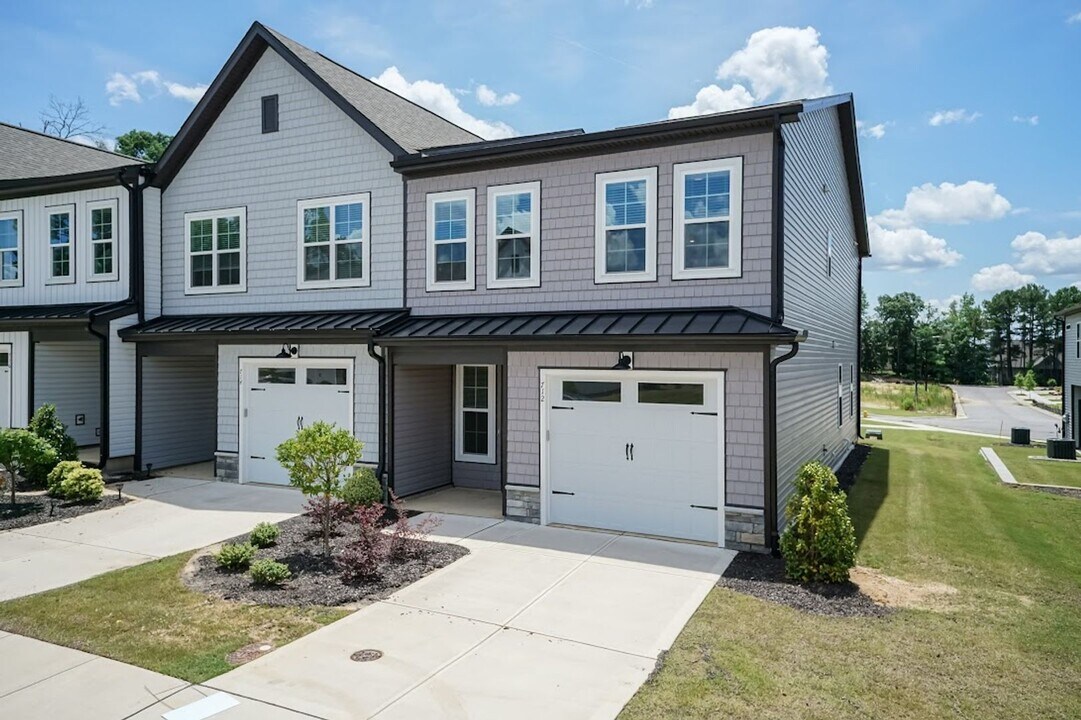 712 Jamescroft Wy in Rolesville, NC - Building Photo