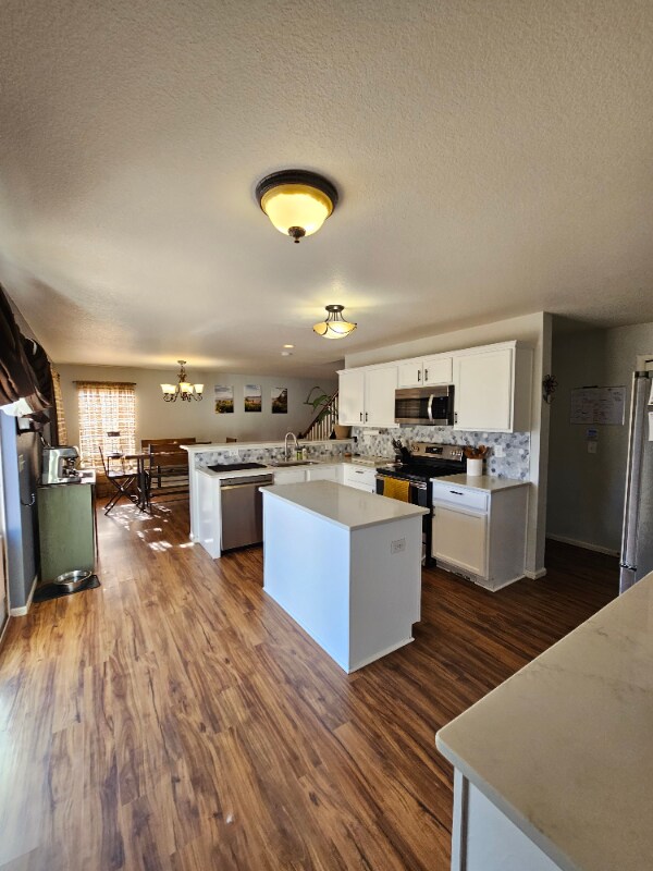 9585 Castle Oaks Dr in Fountain, CO - Foto de edificio - Building Photo