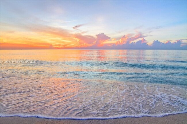 6899 Collins Ave, Unit 1507 in Miami Beach, FL - Building Photo - Building Photo