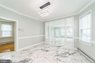 23 E Elm St in Linden, NJ - Building Photo - Building Photo