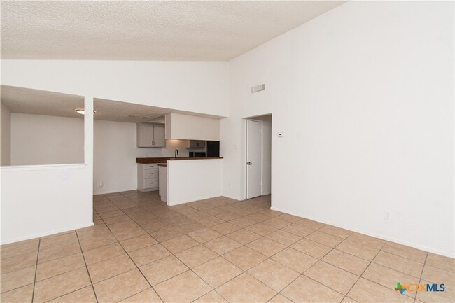 4405 Teri Rd in Austin, TX - Building Photo - Building Photo