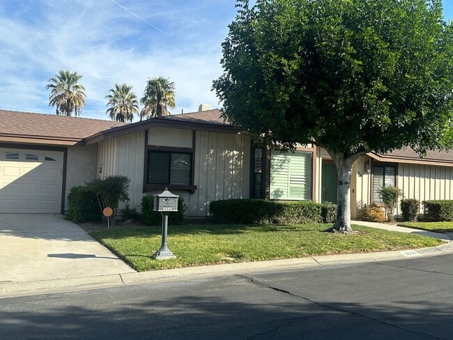 5818 Maybrook Cir in Riverside, CA - Building Photo - Building Photo