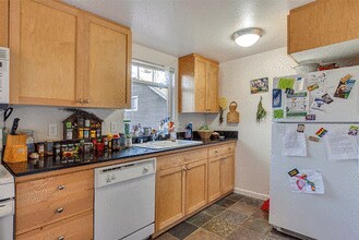 412 26th Ave S, Unit A in Seattle, WA - Building Photo - Building Photo