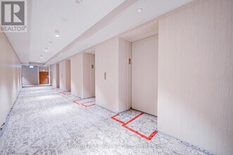 138 Downes St in Toronto, ON - Building Photo - Building Photo