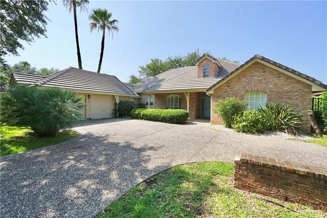 312 Condor Ave in McAllen, TX - Building Photo - Building Photo