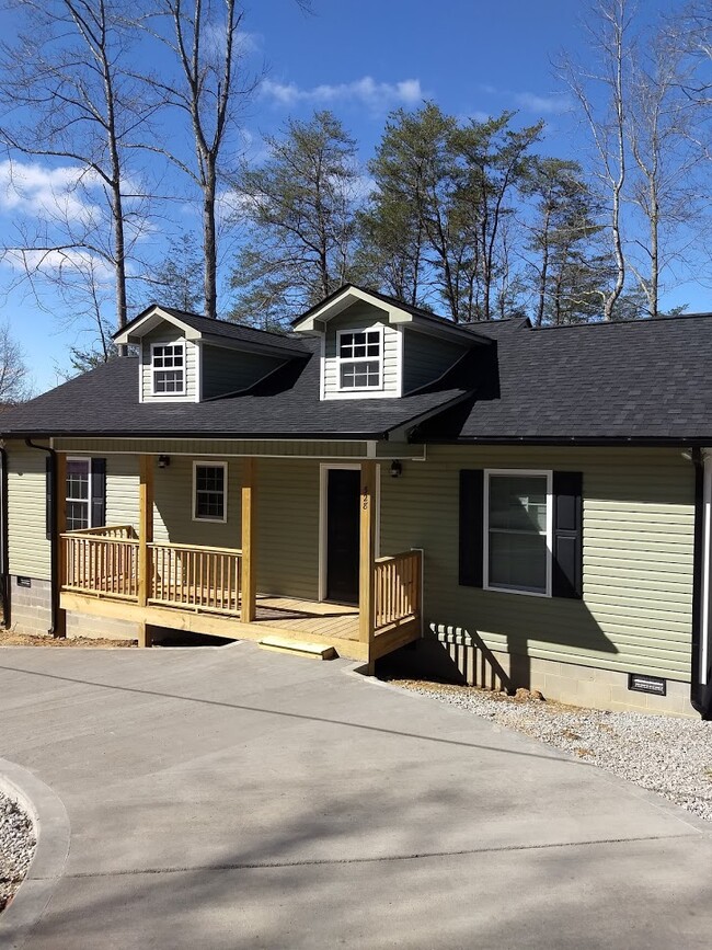 property at 528 Siever Rd
