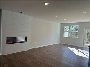 1151 Pt Pl Dr in Loganville, GA - Building Photo - Building Photo