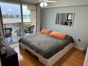 1801 N Flagler Dr, Unit 538 in West Palm Beach, FL - Building Photo - Building Photo