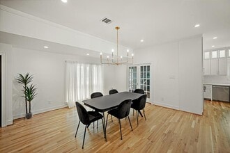 5630 Lymbar Dr in Houston, TX - Building Photo - Building Photo