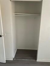 18101 NW 68th Ave in Hialeah, FL - Building Photo - Building Photo