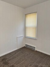 22241 Lyndon St in Detroit, MI - Building Photo - Building Photo