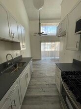 3725 Glendon Ave, Unit 204 in Los Angeles, CA - Building Photo - Building Photo