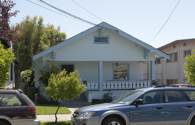 1818-1923 Berkeley Way in Berkeley, CA - Foto de edificio - Building Photo