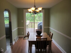 559 Martin St in Philadelphia, PA - Foto de edificio - Building Photo