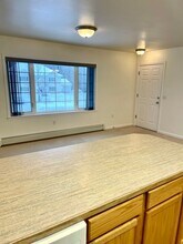 491 W Roy Rd-Unit -Unit 4 in Wasilla, AK - Building Photo - Building Photo