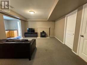 12301 209 St in Maple Ridge, BC - Building Photo - Building Photo