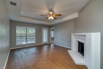 708 Paintbrush Dr in Keller, TX - Foto de edificio - Building Photo