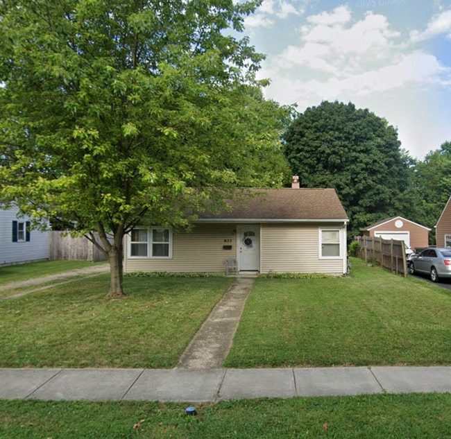 property at 637 Cosler Dr