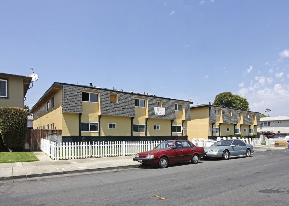 521-525 S Willard Ave in San Jose, CA - Building Photo