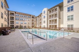 The Vincent Senior Living in Lafayette, LA - Foto de edificio - Building Photo