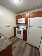 Kingstone Apartments 2 in Des Moines, IA - Building Photo - Building Photo