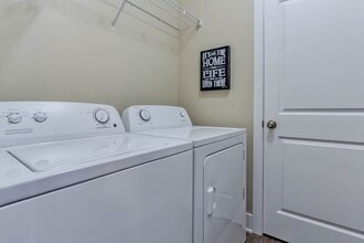 Platinum Pines in Muskegon, MI - Building Photo - Building Photo