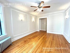 1241 West Chase in Chicago, IL - Building Photo - Building Photo