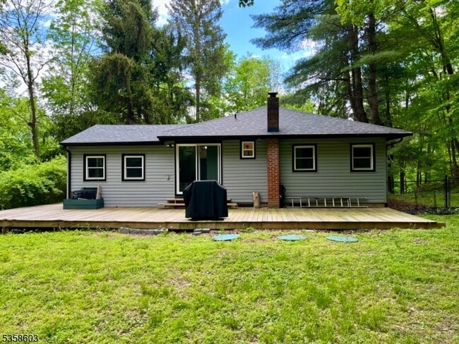 property at 620 Hemlock Dr