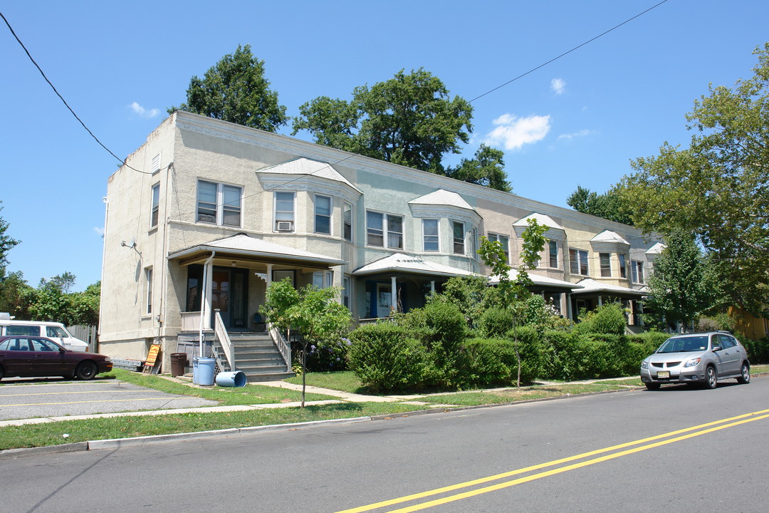 331-339 Stiles St in Elizabeth, NJ - Foto de edificio