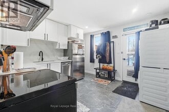 66 Main St S in Halton Hills, ON - Building Photo - Building Photo